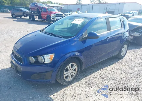 2013 Chevrolet Sonic Lt Auto из США, поврежденный, VIN 1G1JC6SB2D4197192